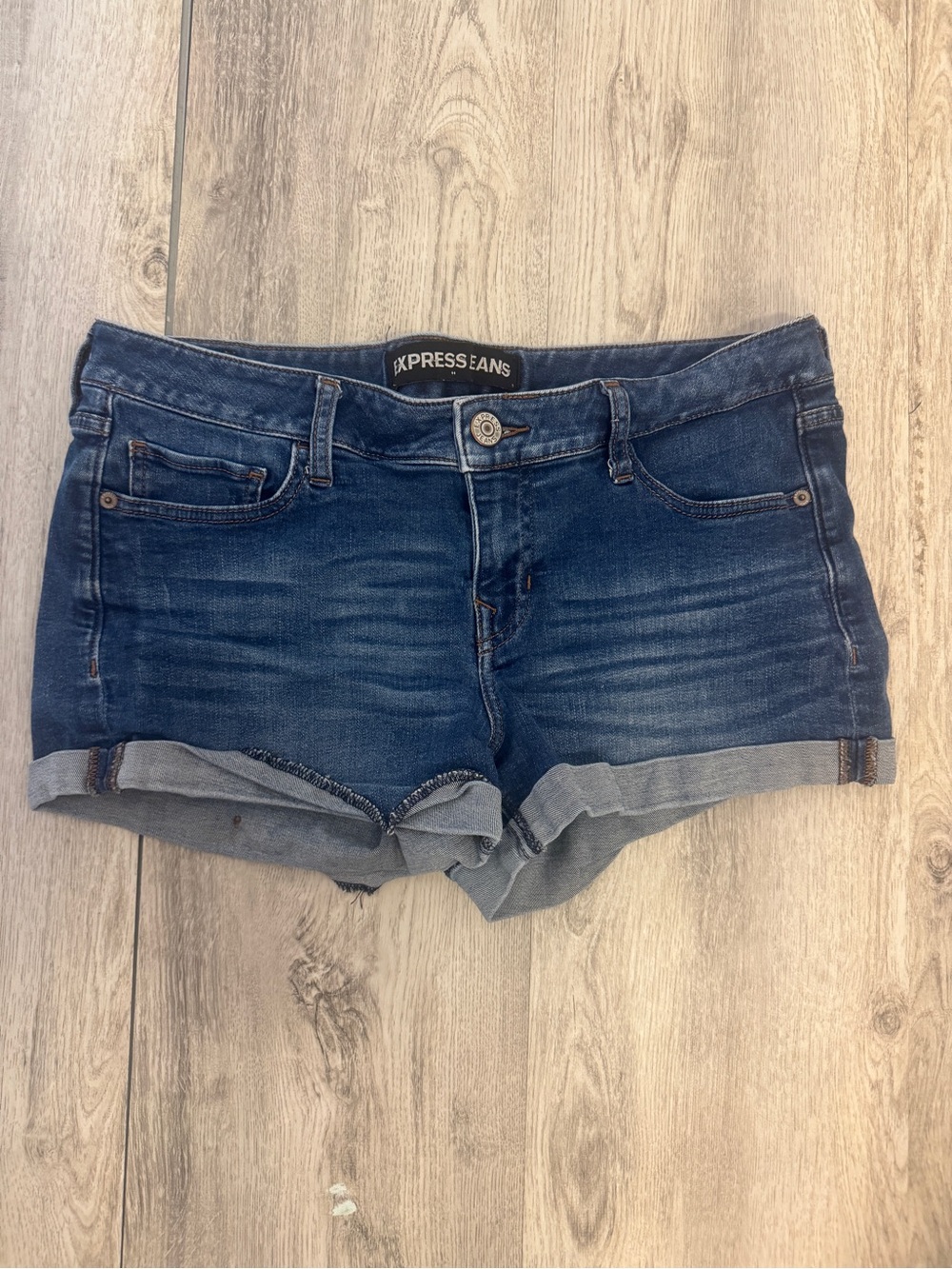 Express Women's Dark Wash Denim Cuffed Shorts